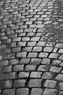 la carretera, piedra, enguijarrado, textura, material de piedra, antecedentes, texturizado, fotograma completo, modelo, nadie, calle, guijarro, día, vista de alto ángulo, sendero, repetición, al aire libre, ciudad, de cerca, adoquín, naturaleza, transporte, luz del sol, enfoque selectivo, rueda, 5K, CC0, dominio público, libre de derechos