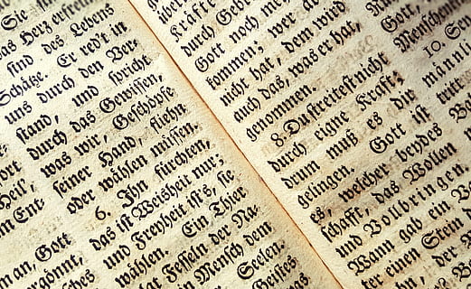 beyaz yazıcı kağıdı, arka fon, doku, kitap, yazı tipi, kitap basımı, Antik, eski almanca, ilahi kitabı, inanç, harfler, kitap sayfası, kâğıt, basınç, eski, 18, yüzyıl, Sarı, Metin, Kutsal Kitap, arka, yayın, numara, kaligrafi, insansız, bütün çerçeve, veri, Tarihçe, içeriye, kapatmak, batılı olmayan senaryo, geçmiş, iletişim, sayfa, doğrudan yukarıda, klasik tarz, 2K, CC0, kamu malı, telif ücretsiz