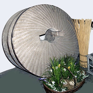 macina, Farina, vecchia pietra, antichità, macinazione, il giro, Mulino, pensionato, spento, friesland, pane, visitato, Museo, pianta, natura, struttura costruita, nessuno, architettura, cielo, giorno, pianta in vaso, in casa, crescita, Inquadratura dal basso, caratteristica della parete, metallo, legno - materiale, foglia, avvicinamento, Palma, parte vegetale, 1080P, CC0, dominio pubblico, privo di copyright