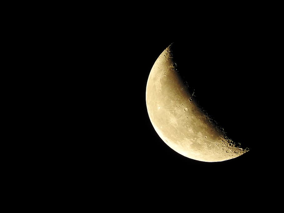lua bege, lua crescente, lua, crescente, astronomia, noite, superfície da lua, majestoso, natureza, espaço, céu, lua planetária, beleza na natureza, scenics - natureza, tranquilidade, cena tranquila, meia-lua, ninguém, copie o espaço, visão de baixo ângulo, céu limpo, idílico, astrologia, ao ar livre, espaço e astronomia, Sombrio, luar, 4K