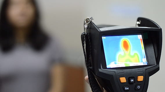 termofluid, calore, laboratorio, tecnologia, avvicinamento, schermo, computer, temi fotografici, macchina fotografica - attrezzatura fotografica, messa a fuoco selettiva, nessuno, in casa, attrezzatura fotografica, schermo del dispositivo, assistenza sanitaria e medicina, tavoletta digitale, attrezzatura informatica, colore nero, lente - occhio, attrezzatura, set televisivo, Camera digitale, materiale elettrico, 1080P, CC0, dominio pubblico, privo di copyright