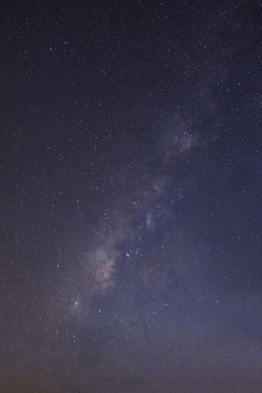 foto, nit, estrelles, molts, naturalesa, cel, núvols, constel·lacions, univers, galàxia, espai, degradat, blau, porpra, negre, estrella - espai, astronomia, constel · lació, infinit, Via Làctea, exploració espacial, bellesa a la natura, escenics - natura, estrella, tranquil·litat, camp estel·lar, cap gent, escena tranquil·la, vista d’angle baix, marc complet, idíl·lic, fons, espai i astronomia, 4K
