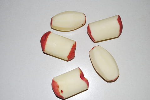 fecola di patate, pelato, Patata, amido, girato in studio, sfondo bianco, assistenza sanitaria e medicina, nessuno, avvicinamento, in casa, cibo e bevande, natura morta, cibo, vista dall'alto, sfondo grigio, direttamente sopra, freschezza, gruppo di oggetti, cibo dolce, dolce, forma, ritagliare, caramella, amore, grigio, 4K, CC0, dominio pubblico, privo di copyright