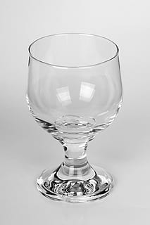 Getränk, Flüssigkeit, Trinken, Sauberkeit, leer, Glas, Biergläser, Bier trinken, leeres Glas, Kristall, transparent, Essen-Trinken, Qualitätsgetränk, Glas Glas, Aktuelles Foto, Bier, cool, Alkohol, Trinkglas, einzelnes Objekt, Studioaufnahme, Haushaltsausstattung, Essen und Trinken, Erfrischung, drinnen, keine Leute, Nahansicht, Feier, Glas - Material, ausgeschnitten, Weinglas, Reflexion, Metall, weißer Hintergrund, Geschirr, Kristallglaswaren, silberfarben, 5K, CC0, gemeinfrei, lizenzfrei