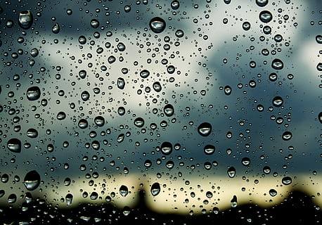 vanndugg, glass, skyet, himmel, dråper, vindu, natur, miste, abstrakt, regn, bakgrunn, regndråpe, våt, kondensasjon, væske, vær, mønster, vann, full ramme, gjennomsiktig, glass - materiale, ingen folk, regntid, nærbilde, innendørs, fokusere på forgrunnen, 2K, CC0, offentlig domene, opphavsrett gratis