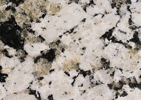 pedra, marbre, patró, fons, marc complet, textura, cap gent, primer pla, granit, naturalesa, sòlid, efecte de marbre, mineral, rock - object, rock, a l'aire lliure, estructura construïda, resum, dia, Color blanc, directament a sobre, fons abstractes, quars, 2K, CC0, domini públic, lliure de regalies
