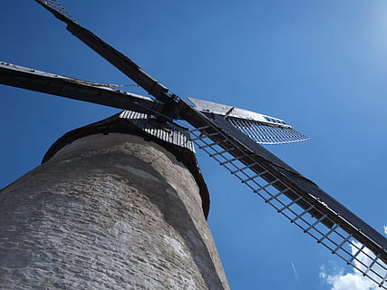 mill, windmill, wing, architecture, silo, wind, flour mill, cereals, grind, sky, blue, building, wind turbine, wind power, low angle view, turbine, renewable energy, environmental conservation, alternative energy, traditional windmill, fuel and power generation, environment, clear sky, nature, built structure, no people, day, technology, sunlight, outdoors, sustainable resources, 2K, CC0, public domain, royalty free