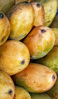reif, Mango, Obst, Gelb, Orange, Lebensmittel, gesund, Süss, Gesundheit, Ernährung, Nahansicht, Landwirtschaft, Baum, köstlich, Konfekt, lecker, Essen und Trinken, gesundes Essen, Frische, Wohlbefinden, Stillleben, keine Leute, High Angle View, Gruppe von Objekten, drinnen, Tabelle, Hintergründe, Birne, zu verkaufen, Vollbild, mittlere Gruppe von Objekten, Tag, Stapel, 2K, CC0, gemeinfrei, lizenzfrei
