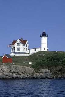 putih, rumah, mercu suar, bukit, tubuh, air, menara, suar, bangunan, pantai, langit, laut, Arsitektur, cahaya menggigit, cahaya cape neddick, Amerika Serikat, landscape mercusuar neddick, nubble iceland, landscape neddick point, york beach, york county, maine, Atlantik, pantai timur, Inggris baru, carol m pandai, struktur yang dibangun, eksterior bangunan, bimbingan, tepi laut, alam, langit cerah, tidak ada orang, perlindungan, keamanan, hari, arah, di luar rumah, 2K, CC0, domain publik, bebas royalti