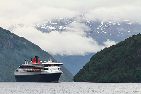 black, white, cruise ship, island, sailing, ship, body, water, travel, adventure, waves, ocean, sea, beach, mountain, trip, clouds, sky, nautical vessel, transportation, nature, outdoors, day, yacht, land, beauty in nature, mode of transportation, environment, scenics - nature, cloud - sky, cruise, fog, mountain range, passenger craft, no people, 5K