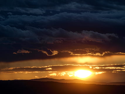 soare, apus de soare, nori, cer, Abendstimmung, la soare, de aur, dispozitie, peisaj, natură, vreme, nor - cer, frumusețe în natură, scenice - natura, dramatic cer, mediu inconjurator, lumina soarelui, Munte, liniște, rază de soare, idilic, Cloudscape, siluetă, veneraţie, o scenă liniștită, nici o persoana, de munte, vibrante, întuneric, în aer liber, luminos, puternic luminat, 2K, CC0, domeniu public, fără drepturi de autor