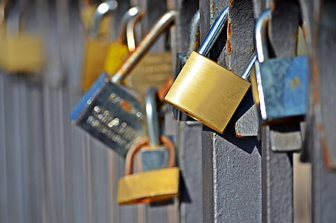 padlocks, locks bars, balusters, feeling, promise, iron, romance, eternal, symbol, love, perspective, hanging, metal, selective focus, close-up, no people, safety, padlock, focus on foreground, lock, day, outdoors, hope - concept, security, variation, communication, built structure, protection, architecture, industry, steel, 5K, CC0, public domain, royalty free