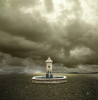 Soledad, kilde, overskyet, grå, sky - himmel, fyrtårn, himmel, ingen mennesker, udendørs, regering, arkitektur, natur, bygget struktur, bygning udvendig, dag, storm, bygning, jord, skønhed i naturen, scenics - natur, ro, spiritualitet, religion, digital komposit, 4K, CC0, offentligt domæne, royaltyfrie