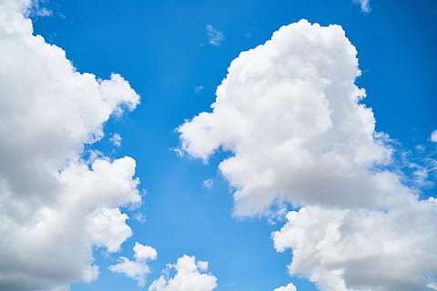 foto, núvols de cúmuls, núvol, blau, cel, núvols, blanc, núvols blancs, naturalesa, paisatge, estiu, solar, composició, fons, espai, ambiental, textura, increïble, al matí, bonic, perspectiva, color, detall, atmosfera, patró abstracte, ningú, colors vius, imatge en color, núvol - cel, cloudscape, Color blanc, bellesa a la natura, escenics - natura, esponjós, tranquil·litat, cap gent, escena tranquil·la, medi ambient, idíl·lic, a l'aire lliure, vent, netejar, suavitat, meteorologia, clima, 8K, CC0, domini públic, lliure de regalies