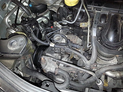 sko, espace 4, motor, motor køretøj, transportform, bil, land køretøj, maskineri, metal, maskindel, transportmidler, fuld ramme, tæt på, baggrunde, køretøjsdel, ingen mennesker, teknologi, indendørs, industri, mekaniker, krom, legering, kompleksitet, stål, ren, sølvfarvet, 2K, CC0, offentligt domæne, royaltyfrie