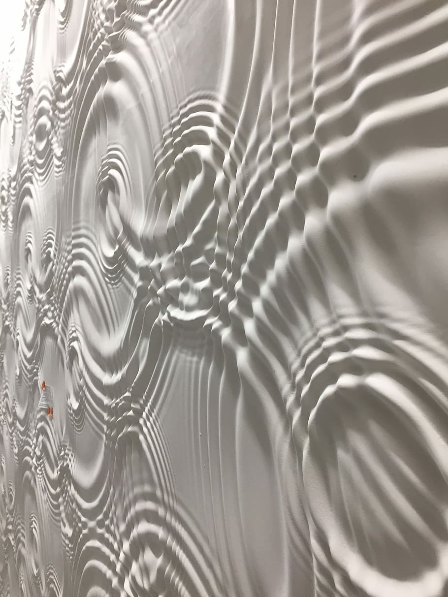 Wand, Textur, Tropfen, Design, Oberfläche, Material, Weiß, dekorativ, Hintergründe, abstrakt, Muster, Vollbild, gewellt, texturiert, Nahansicht, keine Leute, Wasser, drinnen, selektiver Fokus, Essen und Trinken, Wiederholung, Metall, Natur, fallen, natürliches Muster, nass, abstrakte Hintergründe, Regentropfen, konzentrisch, 2K