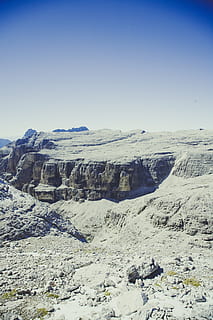 gletscher, bjerg, topmøde, sne, alpine, landskab, høje bjerge, sne landskab, is, natur, klippe, himmel, vinterlige, høj gletscher, bjerge, massivet, udendørs, vandring, ekspedition, bjergbestigning, Dolomitterne, Italien, Sydtyrol, skønhed i naturen, rolig scene, scenics - natur, ro, miljø, ikke-urbane scene, dag, skyfri himmel, kopiere plads, ingen mennesker, vinter, idyllisk, kold temperatur, snedækket bjerg, formation, klima, tørt klima, 4K, CC0, offentligt domæne, royaltyfrie