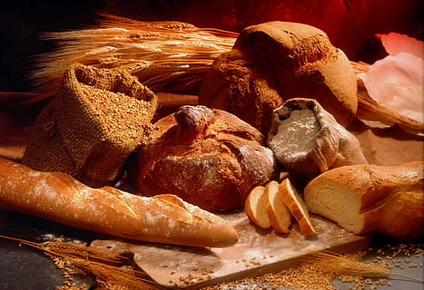 foto, cozido, pães, acompanhamento, pão, farinha, boulanger, trigo, Comida, comida e bebida, frescura, ainda vida, ninguém, dentro de casa, fechar-se, pronto para comer, Castanho, mesa, Fatia de pão, comida francesa, tábua de cortar, madeira - material, croissant, alimentação pouco saudável, focar em primeiro plano, lanche, 2K, CC0, domínio público, royalty free