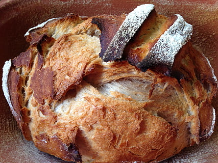 brød, sprød, hjemmelavet, bage, bagt, kager, spise, frisch, Bagværk, rulle, selv bagt, mad, ernæring, sesam, bage din egen, vække, hvidt brød, kurv, bager, morgenmad, bage brød, hvide brød kager, zwiebelbrot, brødkurv, bondens brød, håndværk, lækker, brødskiver, crusty, Rusland, varm, plante, human, mad og drikke, friskhed, stilleben, klar til at spise, tæt på, indendørs, ingen mennesker, høj vinkel visning, kød, velvære, overbærenhed, måltid, plade, sund kost, Brun, portionsstørrelse, bord, fristelse, snack, 2K, CC0, offentligt domæne, royaltyfrie