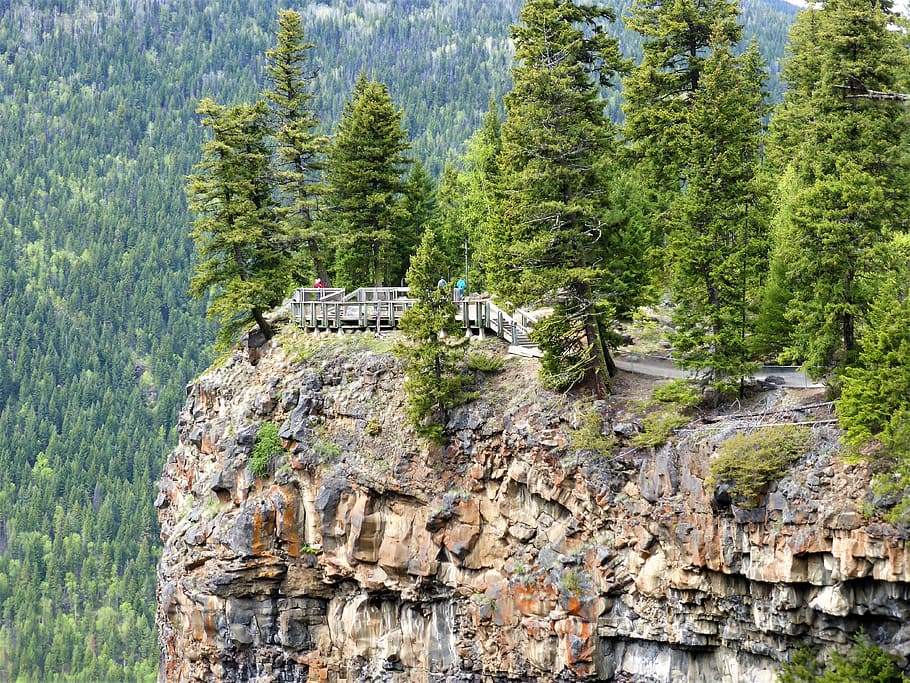 naturalesa, vista, alçada, punt de vista, rock, abisme, arbres, Parc Nacional, pous de color gris, Canadà, festa, turisme, arbre, planta, color verd, dia, bellesa a la natura, creixement, terra, muntanya, tranquil·litat, cap gent, escena tranquil·la, escenics - natura, bosc, sòlid, arquitectura, rock - object, escena no urbana, a l'aire lliure, formació, pi, arbre de coníferes, 4K