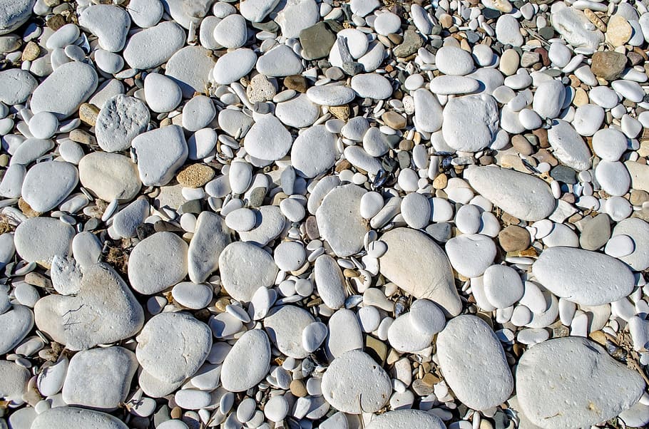 grau, braun, Felsen, Stein, Hintergrund, abstrakt, Rock, Zen, Strand, Nahansicht, Garten, Muster, Gesundheit, Detail, draussen, runden, Konzepte, Perfektion, Oberfläche, Kieselstein, isoliert, Tapete, Kopfsteinpflaster, meditieren, natürlich, Weiß, Wellness, felsig, schwarz, traditionell, glatt, Vollbild, Hintergründe, große gruppe von gegenständen, Stein - Objekt, solide, Fülle, keine Leute, Natur, Tag, Land, texturiert, Rock - Objekt, Sonnenlicht, draußen, High Angle View, 1080P