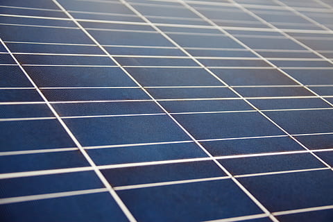 fotografie de aproape, albastru, solar, panou, alternativă, fundal, celulă, curat, detaliu, eco, ecologie, electricitate, energie, mediu inconjurator, generaţie, modern, model, fotovoltaice, putere, tehnologie, textură, energie solara, panou solar, conservarea mediului, Energie alternativa, combustibil și generarea de energie electrică, energie regenerabila, fundaluri, cadru complet, a închide, nici o persoana, în aer liber, zi, natură, repetiţie, centrala solara, consecutiv, alimentare electrică, 5K, CC0, domeniu public, fără drepturi de autor