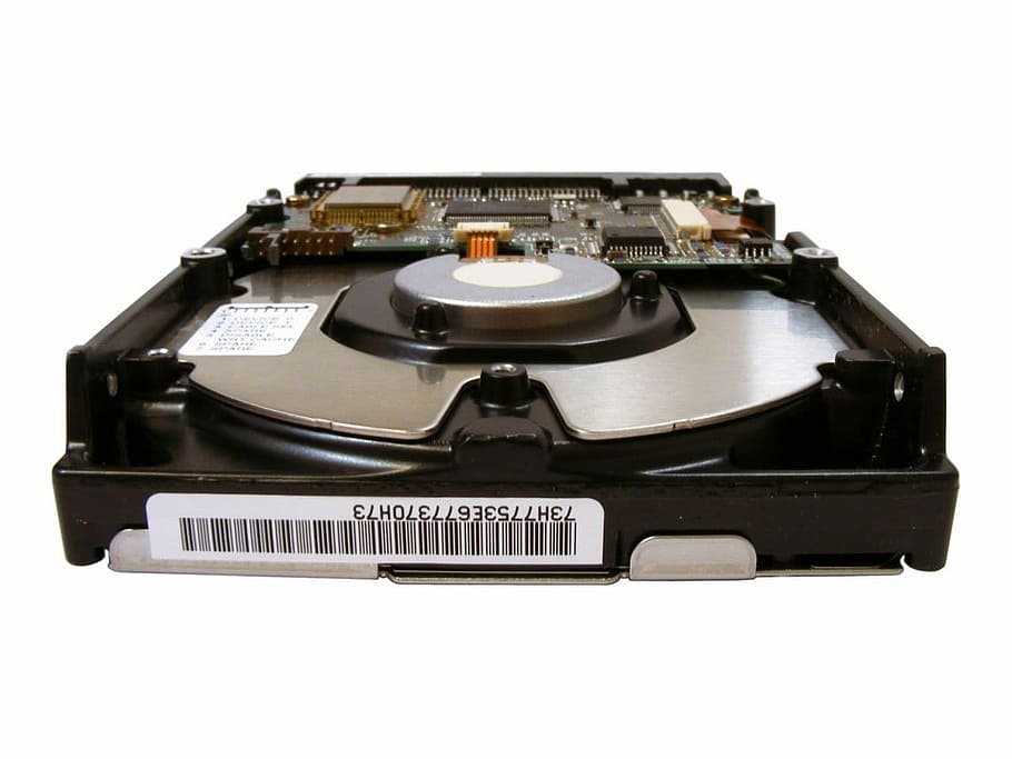 unitat de disc dur, maquinari, dades, dur, disc, conduir, memòria, disc dur, ordinador, PC, tecnologia, equipament, equipament elèctric, part de l’ordinador, sol objecte, aïllat, indústria electrònica, passat de moda, música, estil retro, vell, cultura i entreteniment artístic, obsoleta, fons blanc, tir de l'estudi, tallar, a l'interior, antiguitat, primer pla, màquina d’escriure, taula giratòria, cap gent, registre, comunicació, 720P