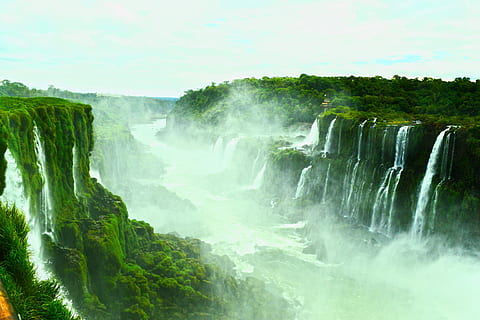 szenisch, Foto, iguazu, Stürze, neblig, Iguazu fällt, Brasilien, Wasserfall, Natur, Fluss, Wasser, szenen, Landschaft, berühmter Platz, fallen, Schönheit in der Natur, draußen, grüne Farbe, Scheu, Bewegung, fließendes Wasser, Langzeitbelichtung, Szenen - Natur, Umgebung, Himmel, Baum, Pflanze, Land, Bewegungsunschärfe, Wald, Leistung, keine Leute, Reise, fließend, Kraft in der Natur, 4K, CC0, gemeinfrei, lizenzfrei