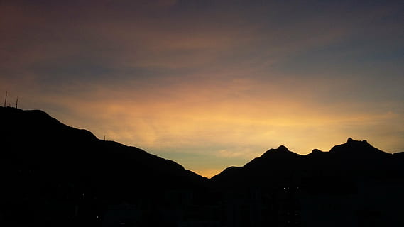 Berg, Hügel, Sonnenuntergang, Wolken, eventide, Himmel, Silhouette, Schönheit in der Natur, Szenen - Natur, Natur, Gebirge, wolke - himmel, keine Leute, Ruhe, ruhige Szene, Reiseziele, Dramatischer Himmel, Umgebung, draußen, Landschaft, Tourismus, Reise, majestätisch, 2K, CC0, gemeinfrei, lizenzfrei