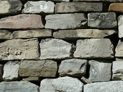 roques, paret de pedra, textura, paret, pedra, patró, superfície, aspre, teló de fons, estructura, sòlid, bloc, exterior, material de pedra, pila, passat de moda, antic, cap gent, fons, marc complet, dia, pedra - objecte, maó, arquitectura, funció de construcció de parets, estructura construïda, llum solar, naturalesa, vell, primer pla, a l'aire lliure, concret, 4K, CC0, domini públic, lliure de regalies