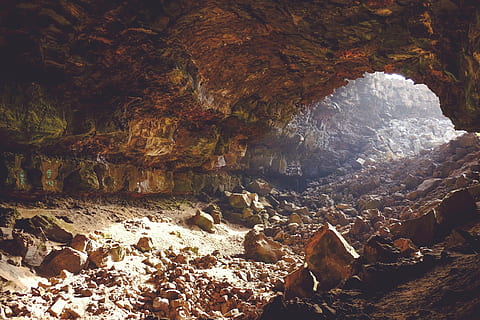 la grotte, roches, souterrain, lumière, la nature, Roche, -, objet, rock - objet, paysage, canyon, en plein air, Montagne, paysages, désert, solide, eau, beauté dans la nature, paysages - nature, formation rocheuse, terre, personne, journée, tranquillité, mouvement, scène non urbaine, eau qui coule, rivière, scène tranquille, écoulement, ruisseau - eau courante, formation, 1080P, CC0, domaine public, libre de droits