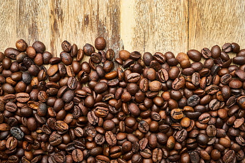 Kaffee, Koffein, Ader, Samen, wunderschönen, köstlich, duftend, Hintergrund, Makro, Lebensmittel, Cappuccino, Fotografie, Getränk, Morgen, Foto, Essen Foto, aufwachen, guten Morgen, Espresso, Cafe, braun, Ernährung, Küche, Tabelle, Latté, Restaurant, Nahansicht, Kaffee trinken, Essen und Trinken, geröstete Kaffeebohne, große gruppe von gegenständen, Frische, keine Leute, geröstet, Fülle, drinnen, Stillleben, direkt darüber, High Angle View, 5K, CC0, gemeinfrei, lizenzfrei