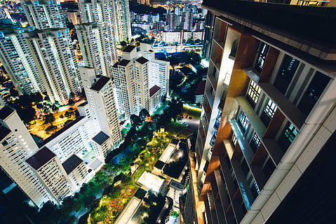 hava, atış, binalar, fotoğrafçılık, Kent, çok katlı, bina, Nightscape, kalabalık, gökdelen, meşgul, dış yapı, mimari, yapılı yapı, taşımacılık, yüksek açılı görünüş, Cityscape, şehir hayatı, ofis binası dış, aydınlatılmış, gece, yol, sokak, yerleşim bölgesi, modern, araba, açık havada, Finans bölgesi, 5K, CC0, kamu malı, telif ücretsiz
