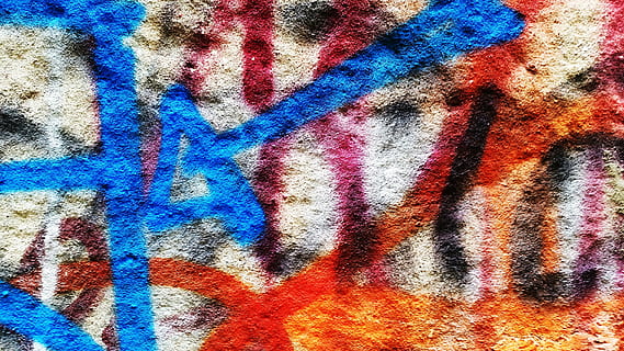 paret, graffiti, textura, plantilla, resum, multicolor, marc complet, fons, creativitat, art i artesania, cap gent, patró, funció de construcció de parets, primer pla, art de carrer, vermell, pintura, dia, a l'aire lliure, arquitectura, pintura d'esprai, pintat, fons abstractes, 5K, CC0, domini públic, lliure de regalies
