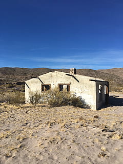 Geisterstadt, Ruinen, Bergbau, Goldmine, Western, Haus, Wüste, gebaute Struktur, ländliche Szene, trockenes Klima, kopieren sie platz, die Architektur, Gebäudehülle, Land, Himmel, Natur, keine Leute, Tag, klarer Himmel, Sonnenlicht, Gebäude, Landschaft, Sand, Blau, Hütte, Umgebung, Szenen - Natur, Feld, draußen, Klima, 4K, CC0, gemeinfrei, lizenzfrei