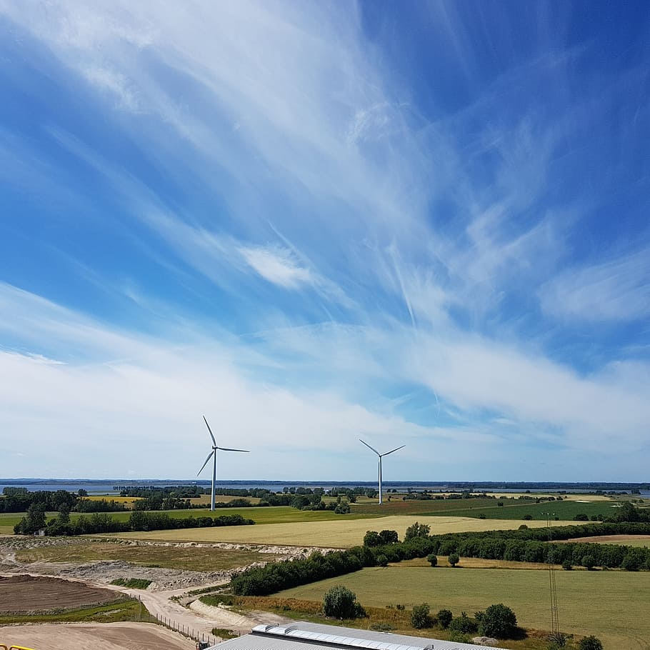 vista, acabar, munkebo, aerogenerador, conservació del medi ambient, turbina, energia renovable, energia eòlica, generació de combustible i energia, medi ambient, energia alternativa, cel, paisatge, núvol - cel, escenics - natura, naturalesa, bellesa a la natura, terra, tecnologia, blau, dia, escena rural, camp, cap gent, a l'aire lliure, recursos sostenibles, 2K