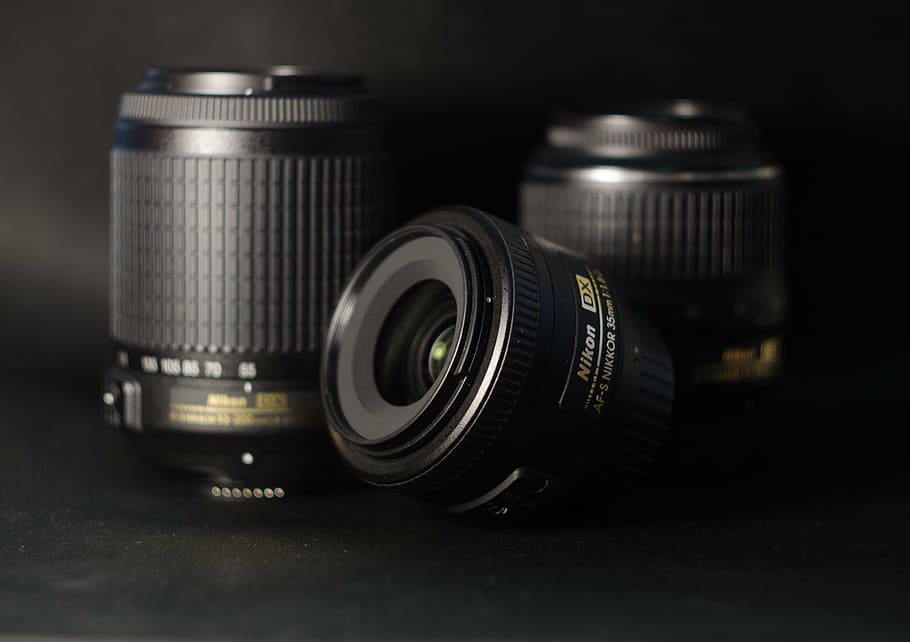 lents, nikon, nitidesa, llum, teleobjectiu, arreglar, 35 mm, 18-55 mm, 70-200 mm, càmera - equip fotogràfic, lent - instrument òptic, temes de fotografia, sol objecte, equipament, passat de moda, vell, equip fotogràfic, tecnologia, cap gent, a l'interior, primer pla, lent - ull, natura morta, càmera, taula, tir de l'estudi, metall, enfocament selectiu, color plata, cultura i entreteniment artístic, cercle, càmera digital, 4K