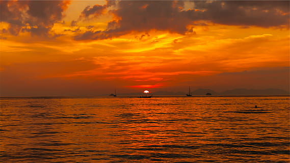 boat sailing, body, water, golden, hour, view, sunset, dusk, sky, clouds, ocean, sea, boats, ships, horizon, orange color, beauty in nature, nature, scenics, tranquility, waterfront, tranquil scene, scenics - nature, transportation, nautical vessel, cloud - sky, horizon over water, mode of transportation, dramatic sky, no people, sun, outdoors, sailboat, 2K