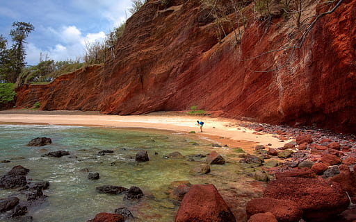 rot, Felsen, Cliff, steil, Vertikale, Schichten, Wasser, Küste, Ufer, Natur, szenisch, Geologie, Formation, Steine, Strand, Bucht, Rock, Rock - Objekt, solide, Schönheit in der Natur, Szenen - Natur, wolke - himmel, Felsformation, Land, Nicht-städtische Szene, Reise, Tag, Himmel, Freizeitbeschäftigung, Berg, Umgebung, Aktivität, Reiseziele, Männer, draußen, 2K, CC0, gemeinfrei, lizenzfrei