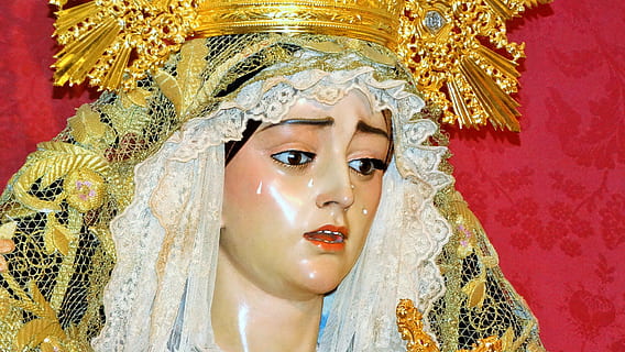 billede, tro, jomfru, statue, kirke, religion, voksen, portræt, hovedskud, en person, Kvinder, fest, Kunst og håndværk, kigger på kameraet, menneskelig repræsentation, tæt på, kunstkultur og underholdning, indendørs, makeup, guldfarvet, forfra, ung voksen, skønhed, karneval - fest begivenhed, kostume, smuk kvinde, 5K, CC0, offentligt domæne, royaltyfrie