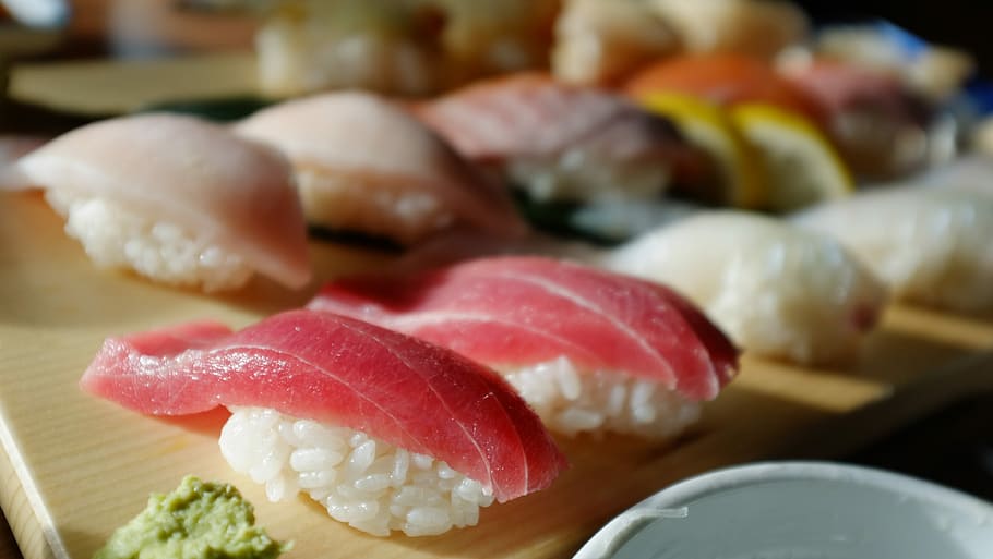 tempo, sushi, tempo, Sushi, cibo e bevande, cibo, frutti di mare, freschezza, carne, avvicinamento, cibo giapponese, mangiare sano, in casa, nessuno, cibo asiatico, gruppo di oggetti, benessere, cibo crudo, verdura, sashimi, preparazione, riso, 4K