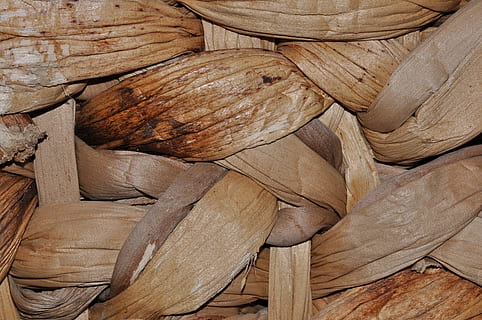flet, vævet, naturligt materiale, tæt, struktur, kurv, træ - materiale, ingen mennesker, indendørs, tæt på, dag, Brun, fuld ramme, baggrunde, mønster, stilleben, høj vinkel visning, tekstureret, mad og drikke, natur, mad, klippe, træ, solid, form, naturlig tilstand, 4K, CC0, offentligt domæne, royaltyfrie