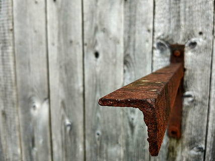 træ, metal, rusten, mount, træ - materiale, gammel, tæt på, forvitret, tekstureret, dør, ingen mennesker, dag, indgang, Brun, beskyttelse, baggrunde, sikkerhed, udendørs, planke, fokus på forgrunden, nedgang, forringelse, søm, tekstureret effekt, trækorn, 4K, CC0, offentligt domæne, royaltyfrie