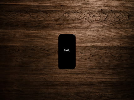 iPhone, de lemn, suprafaţă, întoarse, afișarea, Salut, maro, iphone ten, iphone x, celulă, flatlay, rumegus, curat, simplu, tehnologie, măr, zece, X, smartphone, telefon, lemn, minim, lemn - material, comunicare, în interior, nici o persoana, masa, vedere în unghi mare, direct deasupra, culoare neagră, tehnologia fără fir, conexiune, a închide, natură moartă, telefon inteligent, simplitate, dispozitiv portabil de informații, fundaluri, mesaj, 4K, CC0, domeniu public, fără drepturi de autor
