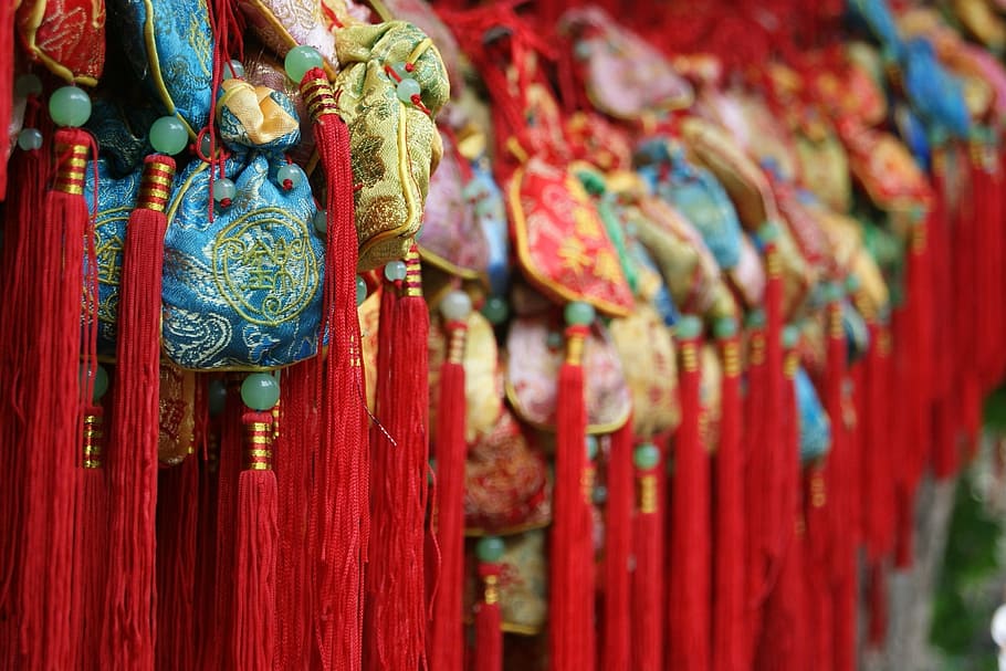 desitjar l'arbre, desitjar, arbre, vermell, Xina, desitjar, arbre, vermell, Xina, Chengdu, gent, cultura, tradicional, símbol, vell, penjant, religió, multicolor, centrar-se en primer pla, espiritualitat, dia, cap gent, mercat, art i artesania, a la venda, primer pla, venda al detall, creença, creativitat, lloc de culte, Paradeta, visualització al detall, Festival, 1080P