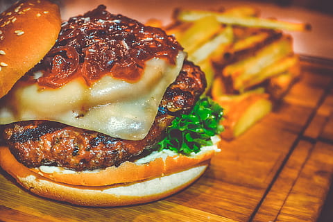 selective, focus, ham burger, wooden, surface photo, beef, bread, bun, burger, calories, cheese, cheeseburger, close-up, cooking, delicious, food, fries, hamburger, lettuce, meal, meat, photography, sandwich, sesame seeds, snack, tasty, wooden tray, food and drink, ready-to-eat, freshness, fast food, unhealthy eating, vegetable, no people, barbecue, table, indoors, grilled, gourmet, temptation, 4K, CC0, public domain, royalty free