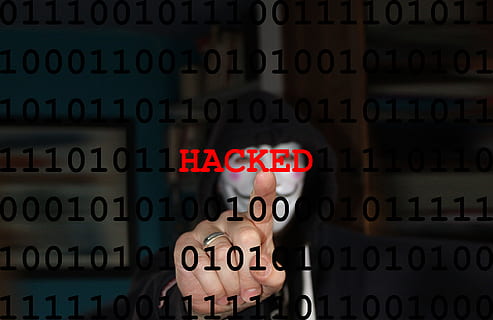 orang, mengenakan, putih, topeng, hacker, dunia maya, keamanan, jaringan, informasi, perlindungan, pribadi, teks, komunikasi, aksara barat, tanda, isu sosial, orang dewasa pertengahan, bagian tubuh manusia, satu orang, pria dewasa pertengahan, tampak depan, dewasa, tangan, huruf kapital, teknologi, koneksi, lengan manusia, anggota tubuh manusia, komposit digital, lengan terangkat, 5K, CC0, domain publik, bebas royalti