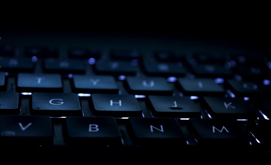 tastatur, beregning, computing, teknologi, bærbar, computerudstyr, computer, computer tastatur, meddelelse, tæt på, computer del, tekst, forbindelse, brev, ingen mennesker, computer nøgle, indendørs, alfabet, trådløs teknologi, stort bogstav, fuld ramme, baggrunde, 5K
