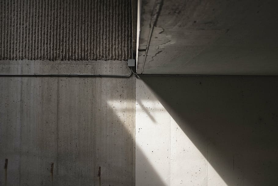 blanc, cable, paret, arquitectura, edifici, estructura, fons, funció de construcció de parets, ombra, llum solar, estructura construïda, cap gent, dia, a l'interior, naturalesa, patró, textura, sòls, absència, primer pla, material de fusta, concret, centrar-se en l'ombra, 1080P