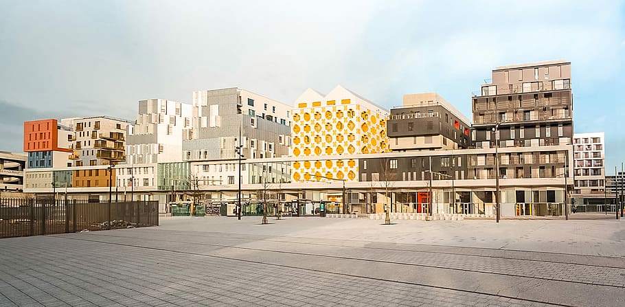 Wow-Projekt, Paris, Stadtgebäude, tagsüber, die Architektur, Gebäude, Fenster, Wohnung, modern, Gebäudehülle, Stadt, gebaute Struktur, Wohngegend, Himmel, keine Leute, Stadtbild, Tag, Natur, draußen, Stadt leben, wolke - himmel, Straße, Transport, Geschäft, Bürogebäude außen, Wolkenkratzer, 2K